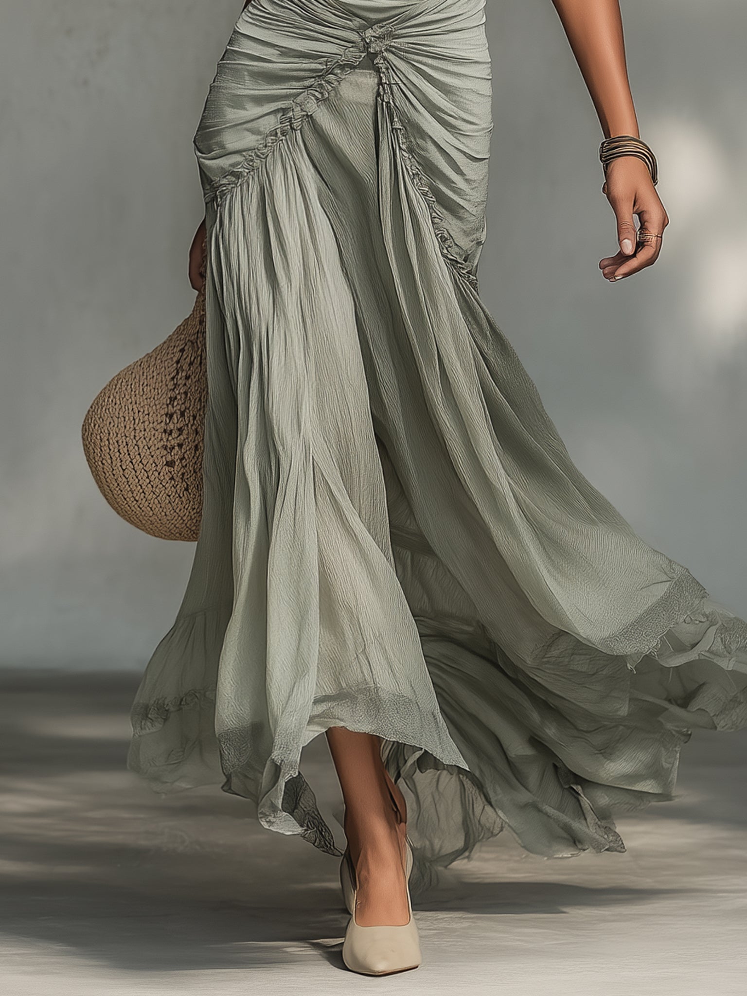 Sophie – Graues Chiffon-Maxikleid