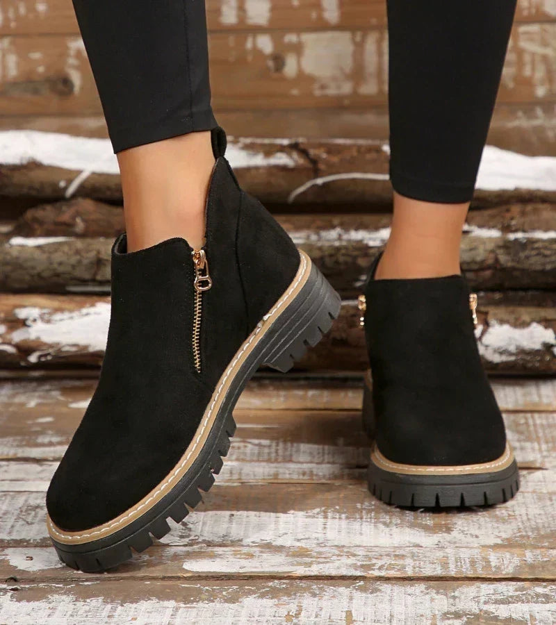 Sylvia-Anne | Schlichte Stiefeletten