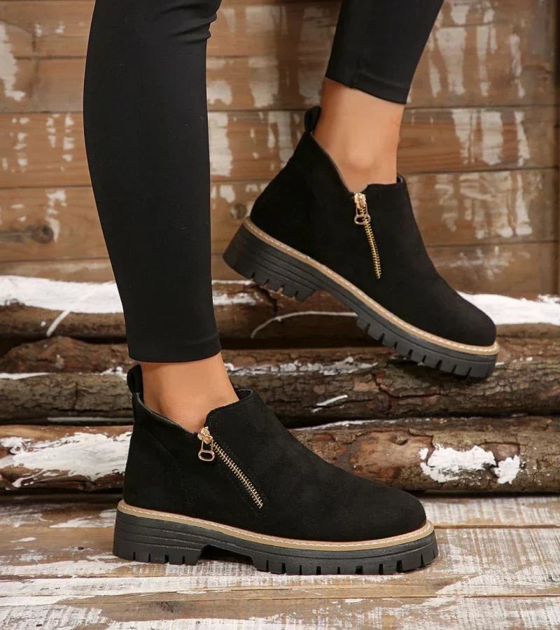 Sylvia-Anne | Schlichte Stiefeletten