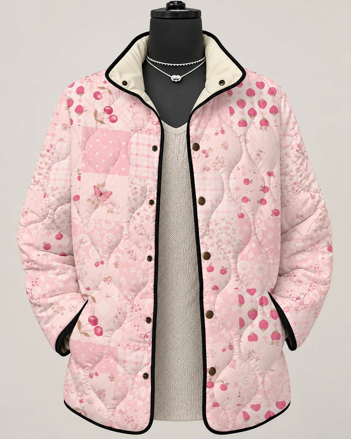 Lillian | Gesteppte Patchwork-Jacke mit süßem Beerenmuster