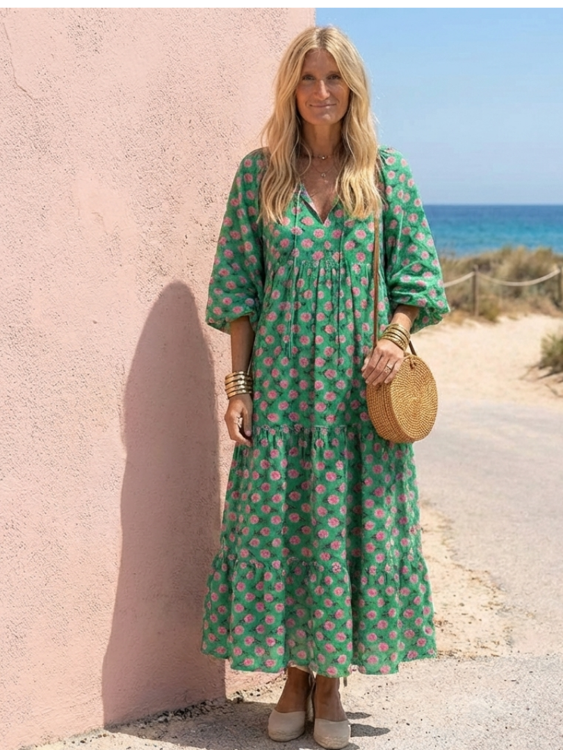 Fiora | Midi-Kleid mit V-Ausschnitt, Stufenrock und Blumenmuster