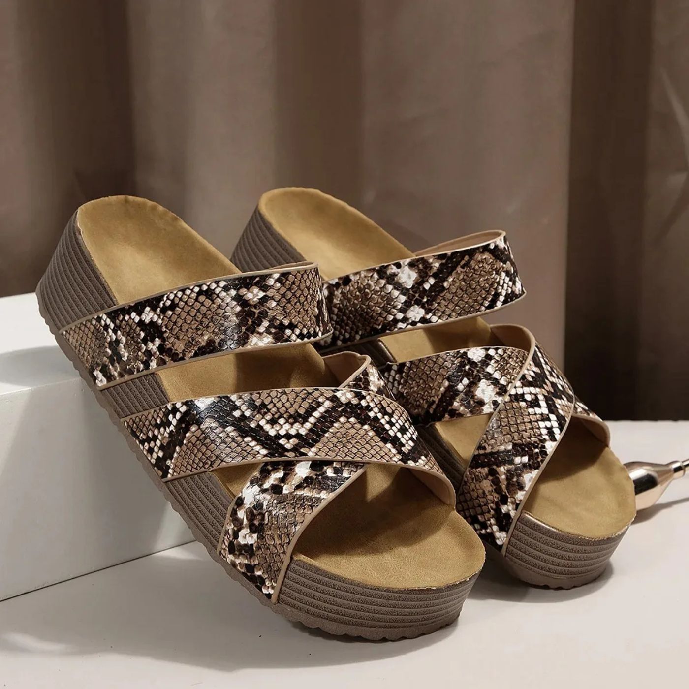 Abigail™ – Orthopädische Sandalen mit Lederriemen