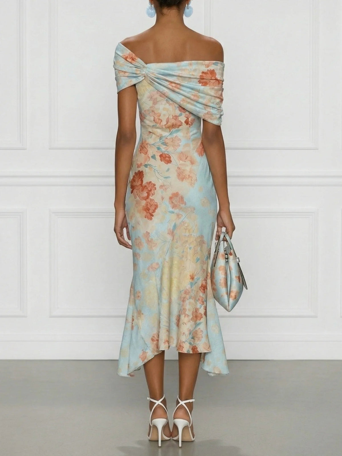 Vittoria - Ärmelloses Meerjungfrau-Midikleid mit Carmen-Ausschnitt und blauem Blumenmuster