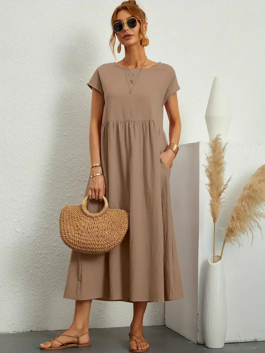Nerys | Atmungsaktives weißes Midikleid