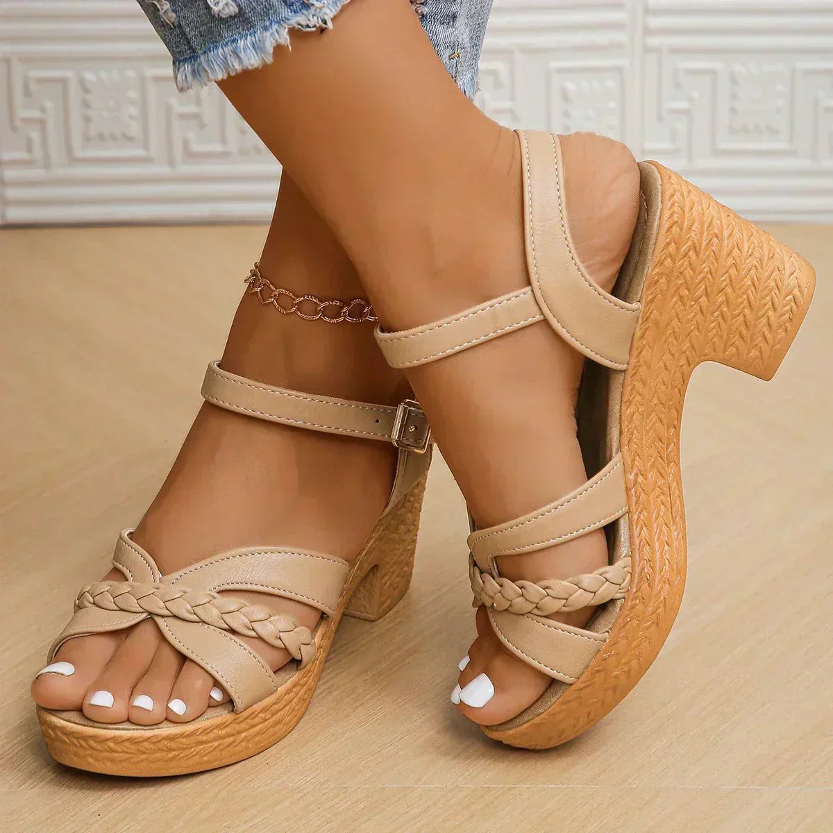 Nerina | Orthopädische Modesandalen