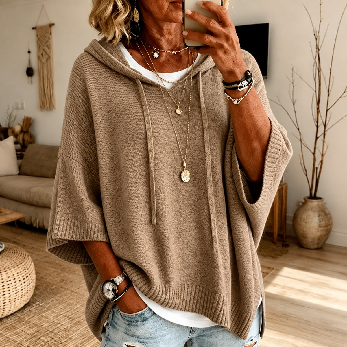 Manon | Poncho-Pullover mit Kapuze in Taupe