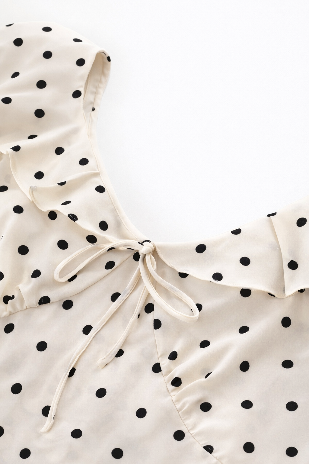 Loveday | Midikleid mit Polka-Dots und Rüschen