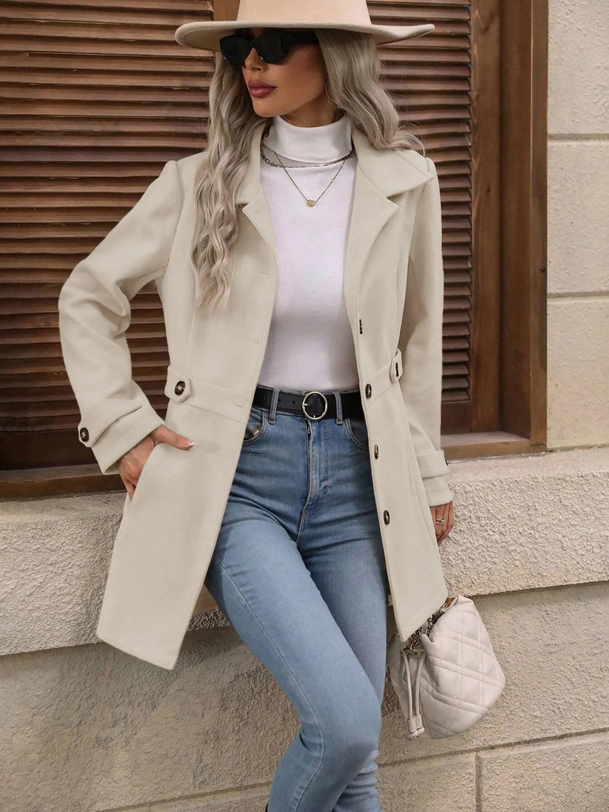 Emilia – Eleganter Mantel mit Knopfleiste