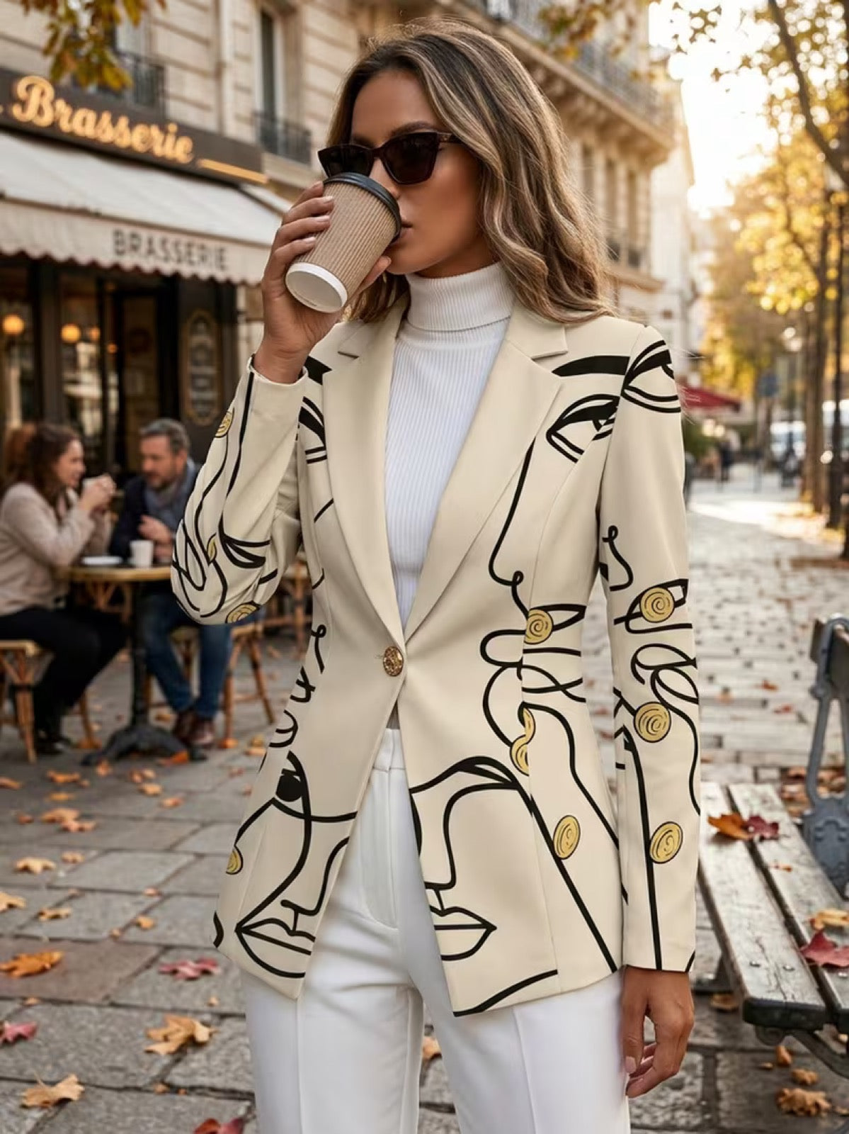 Francine | Taillierter Blazer mit Linienkunst