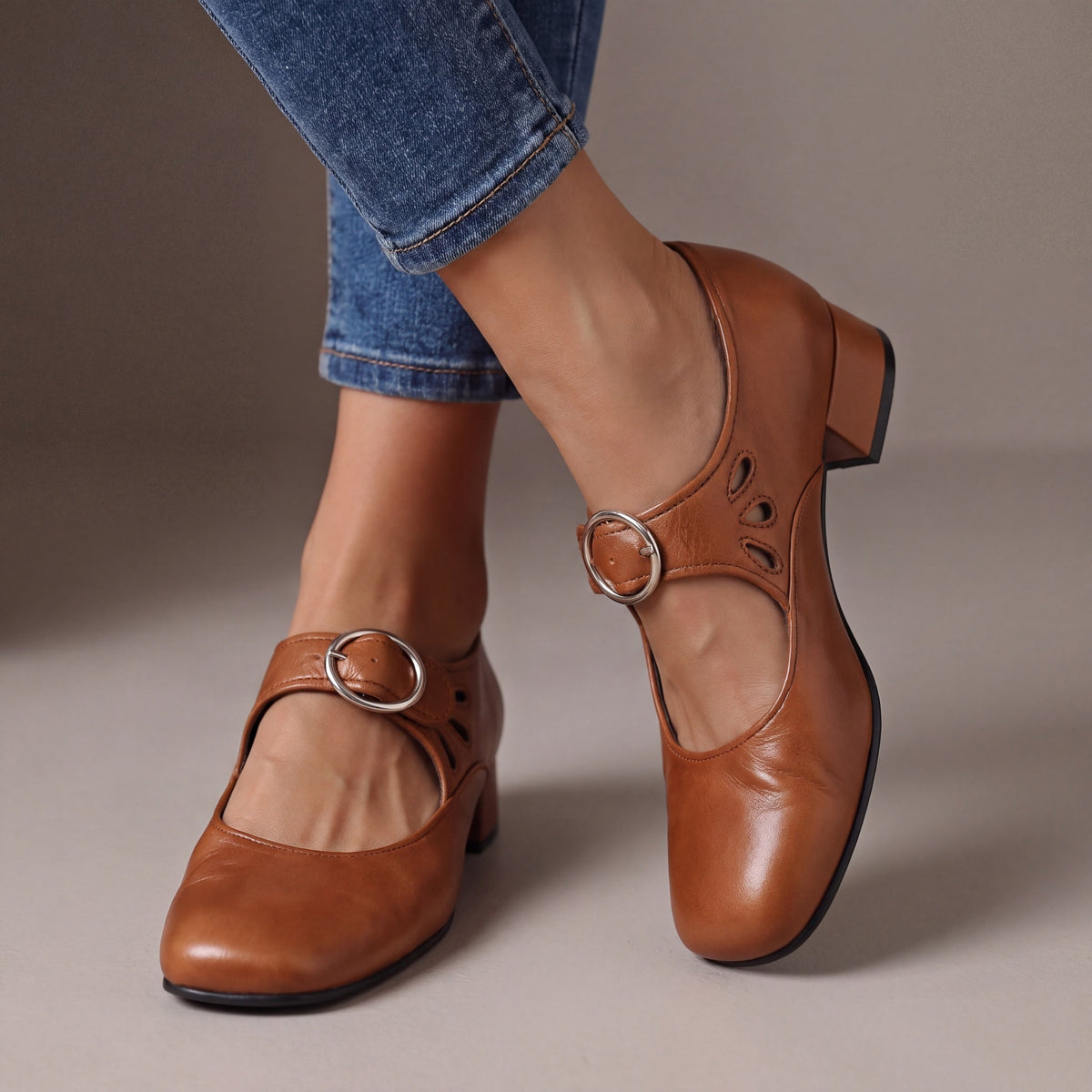 Caroline | Weiche Lederschuhe mit Riemen