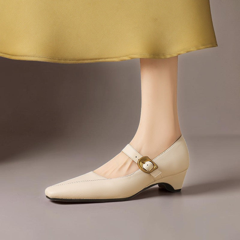 Grethe | Mary-Jane-Schuhe mit goldfarbener Schnalle
