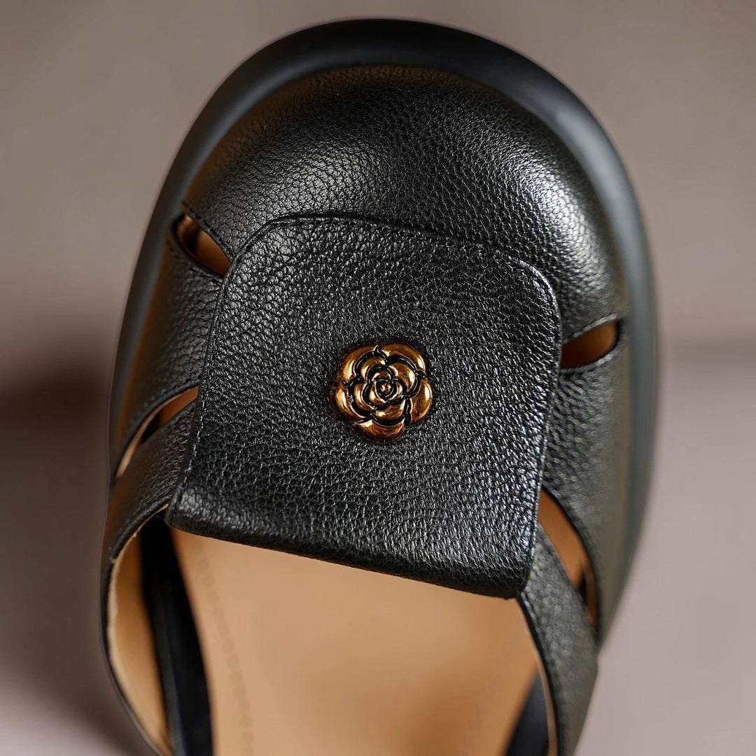 Annette | Plateau-Sandalen mit verstellbarem Riemen