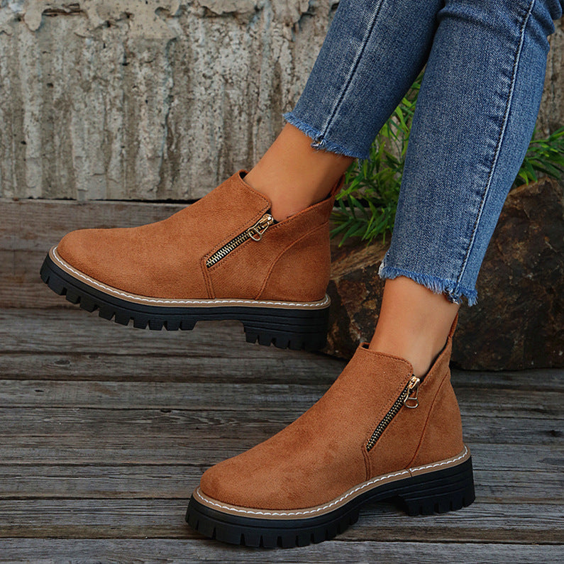 Orthopädische Stiefeletten mit Keilabsatz