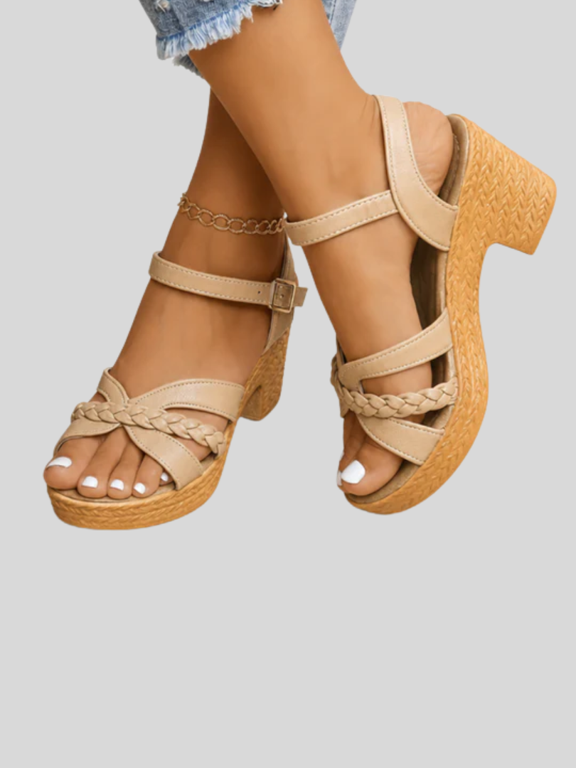 Nerina | Orthopädische Modesandalen