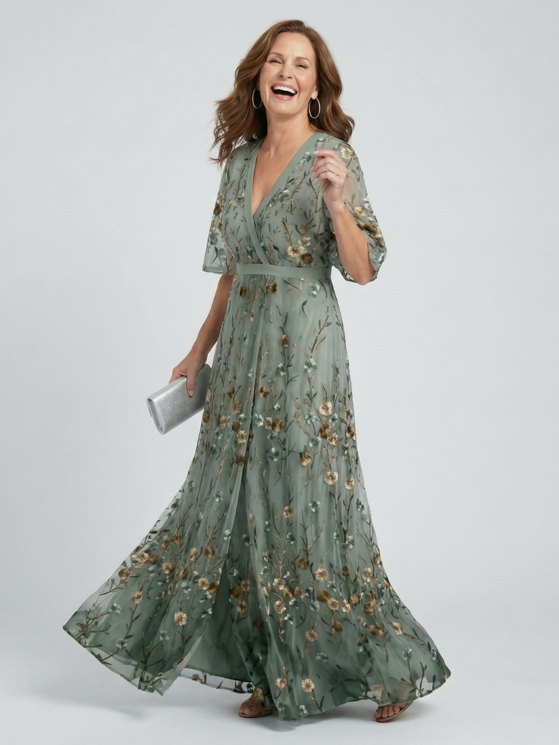 Selora | Fließendes Neckholder-Maxikleid mit Blumenmuster