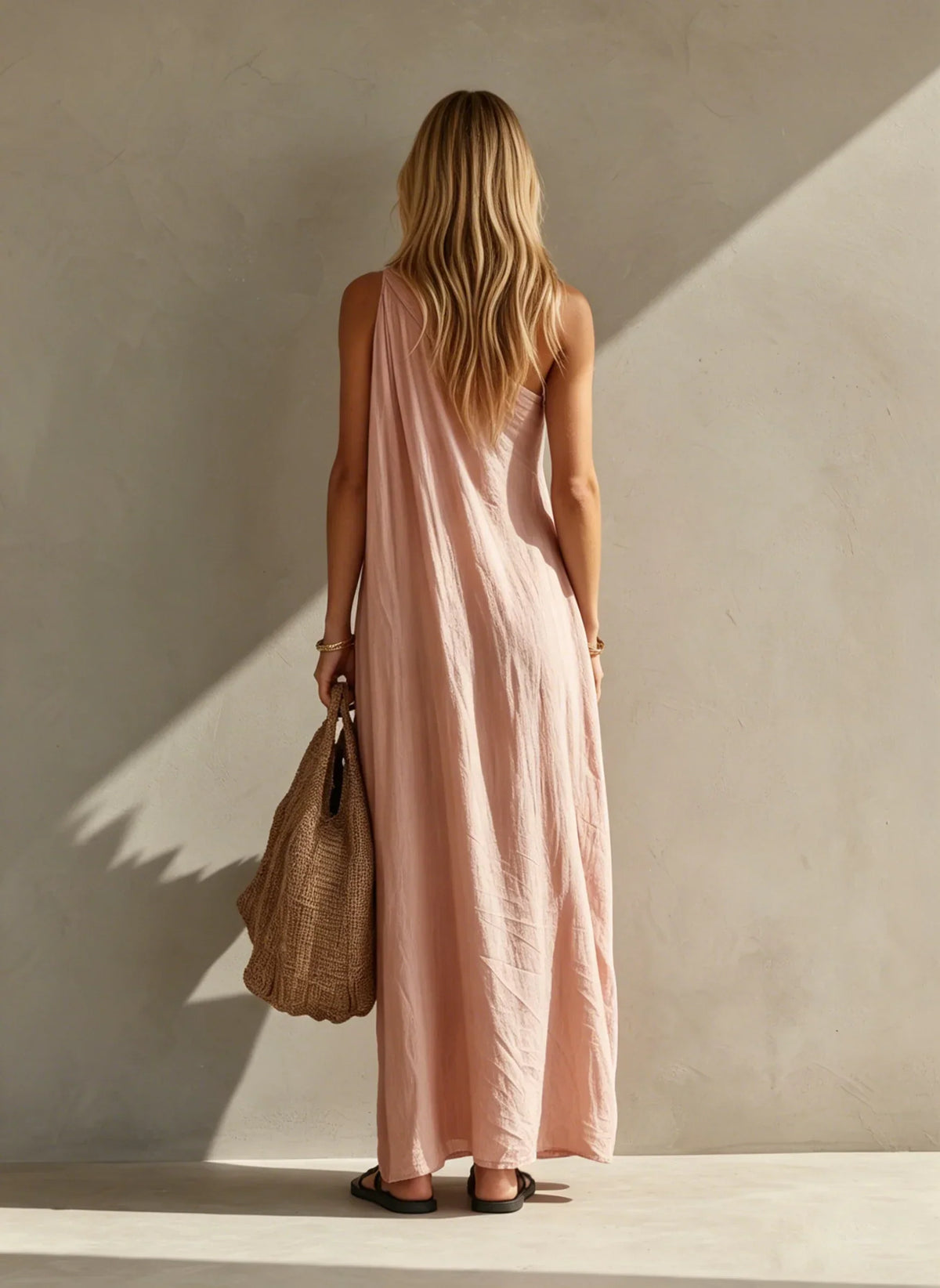 Elegantes ärmelloses Maxikleid mit One-Shoulder-Design