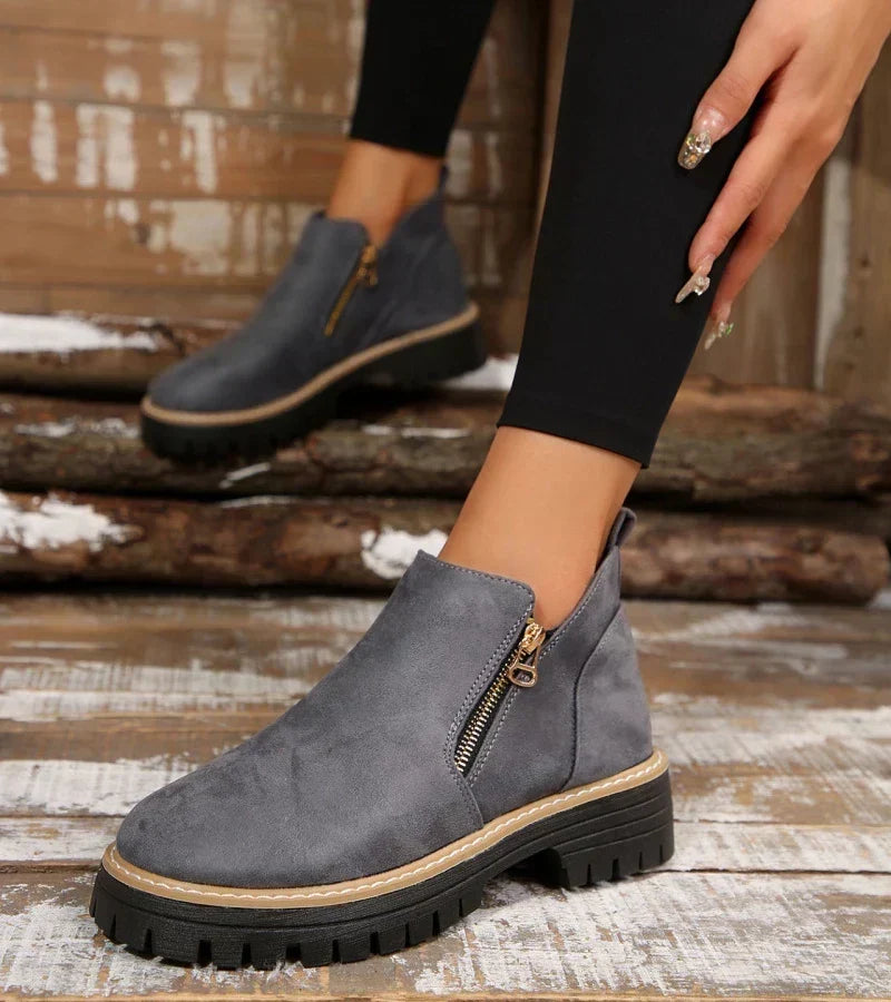 Sylvia-Anne | Schlichte Stiefeletten
