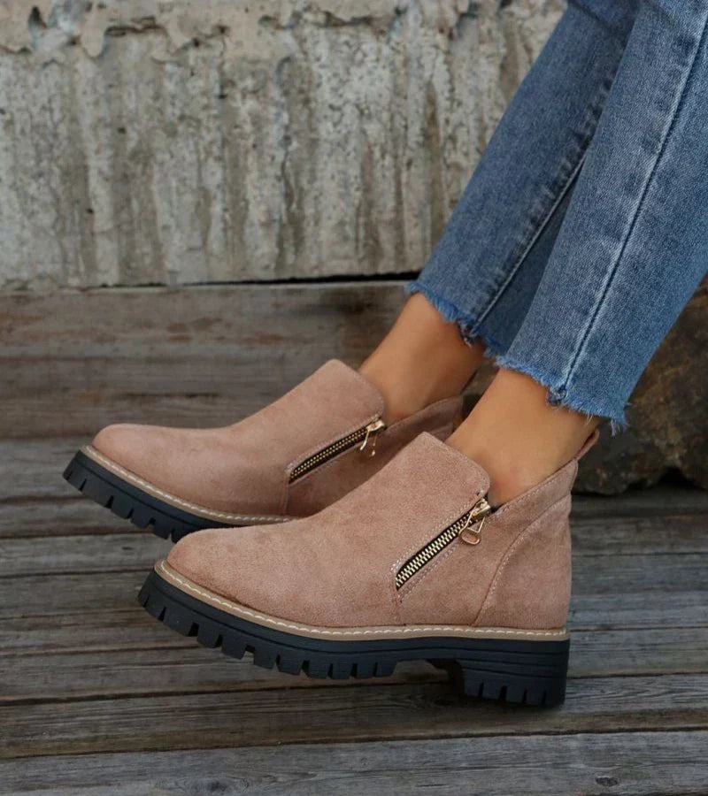 Sylvia-Anne | Schlichte Stiefeletten