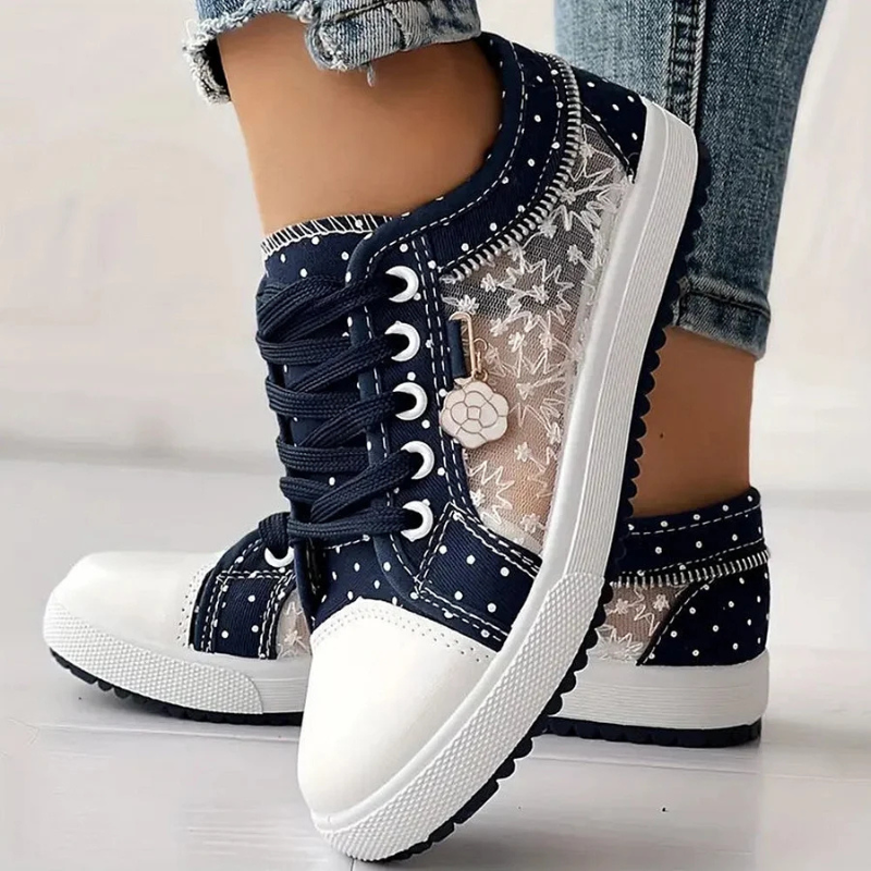 Adelaide | Sneaker mit Spitzendetails