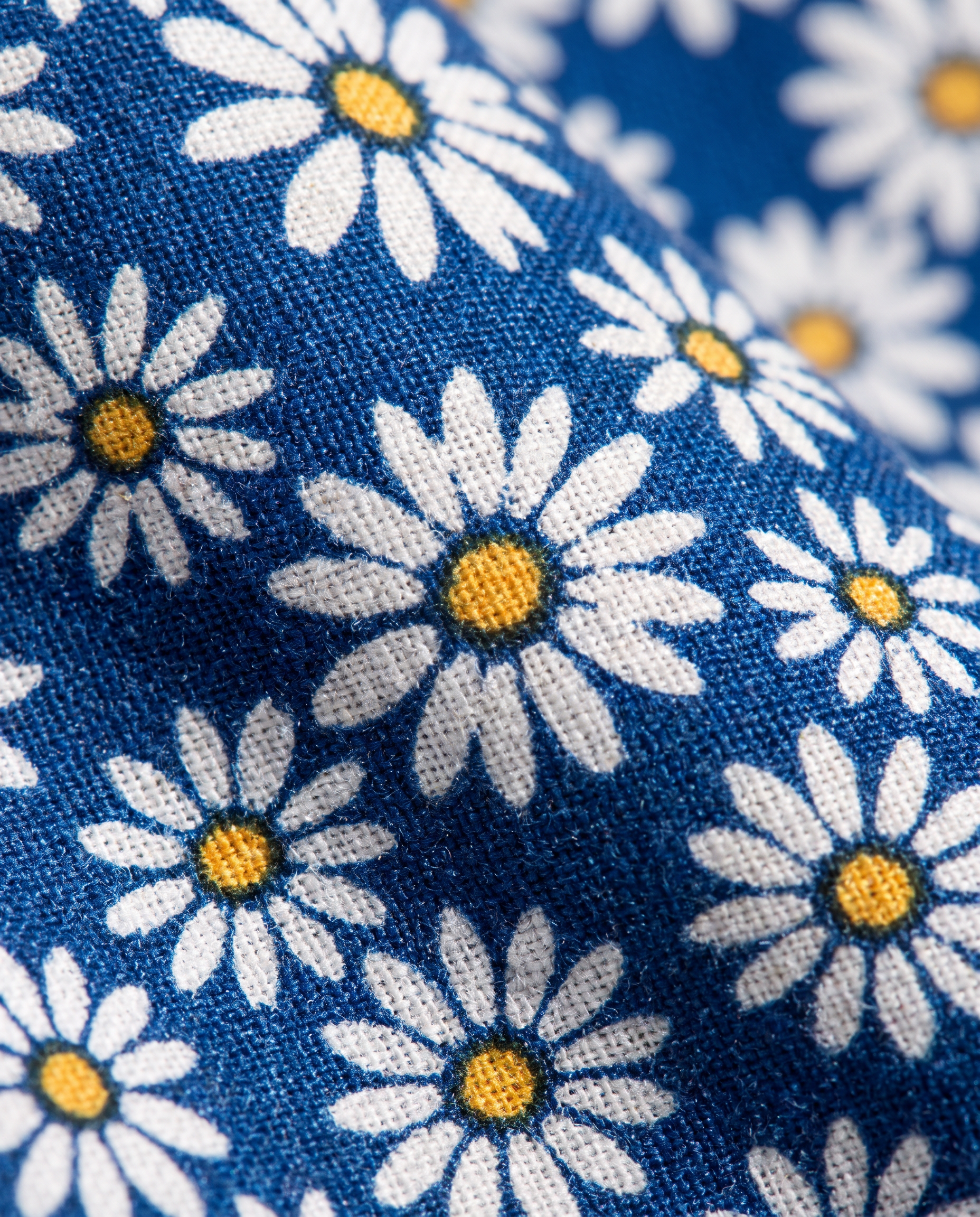 Blaues Gänseblümchen-Garten Maxikleid mit Taschen