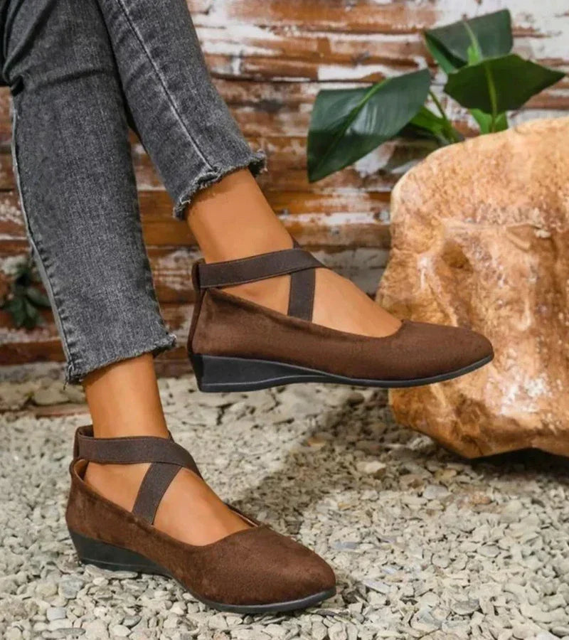 Phyllis | Geschlossene Schuhe mit Keilabsatz