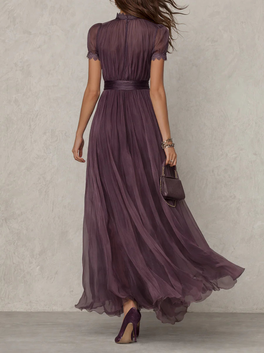 Calla | Plissiertes Midikleid mit Puffärmeln