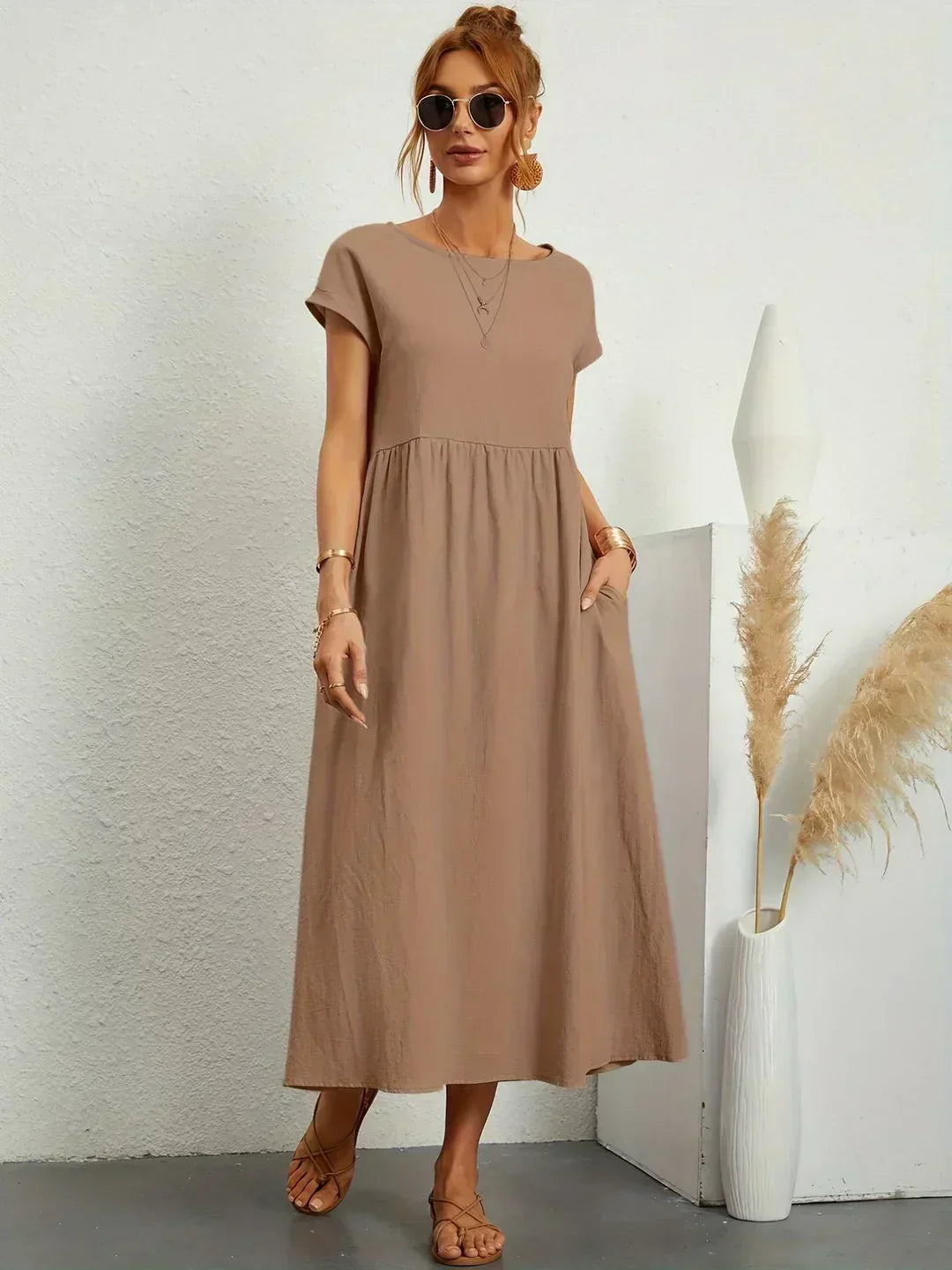 Nerys | Atmungsaktives weißes Midikleid