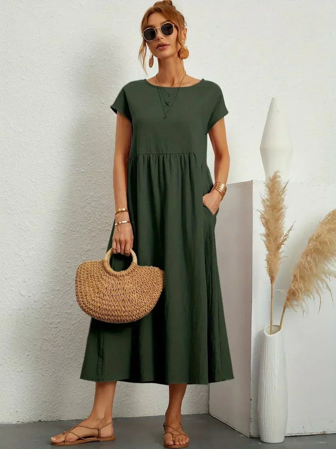 Nerys | Atmungsaktives weißes Midikleid