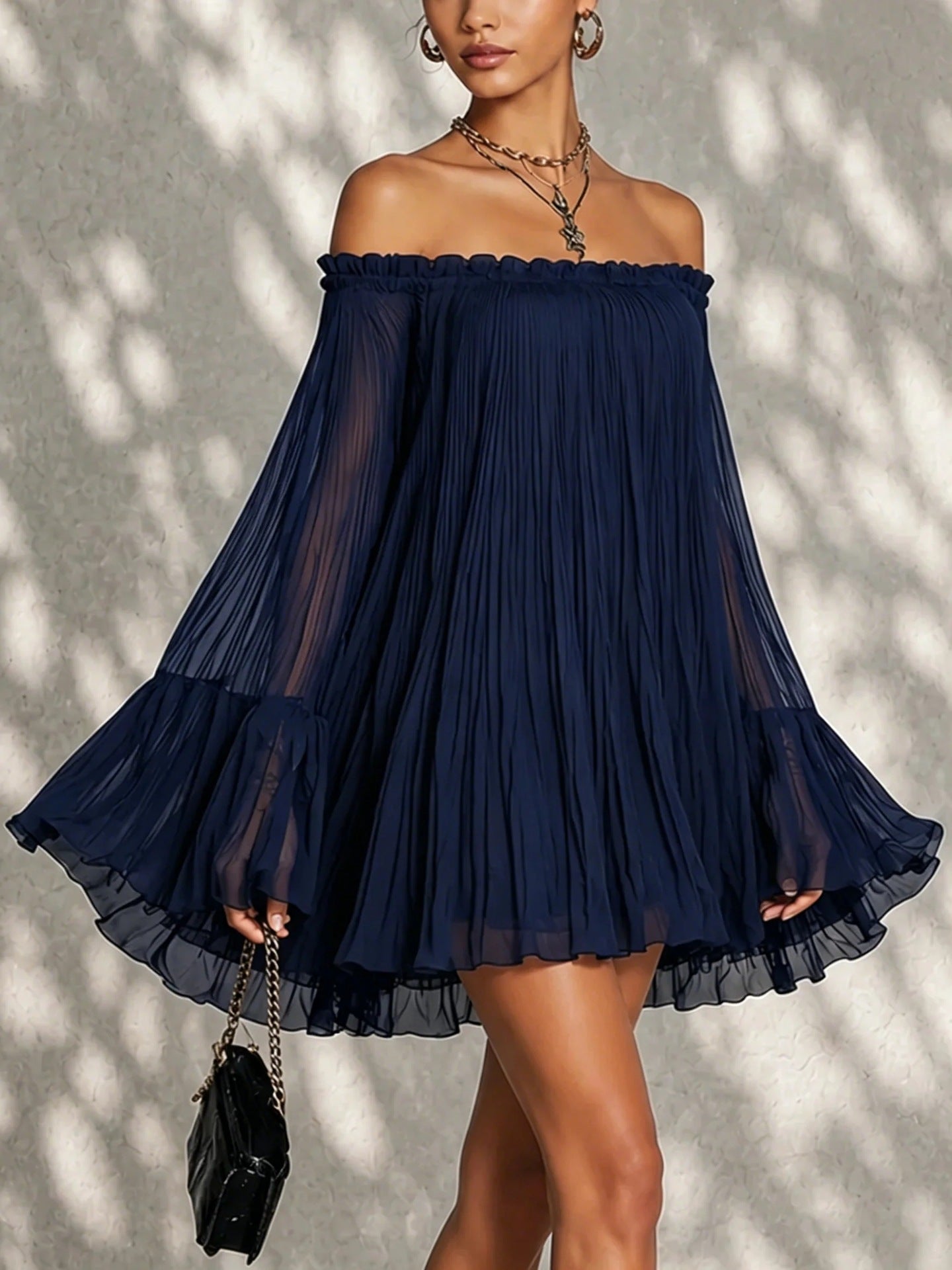 Miriana – Plissiertes Minikleid mit freien Schultern