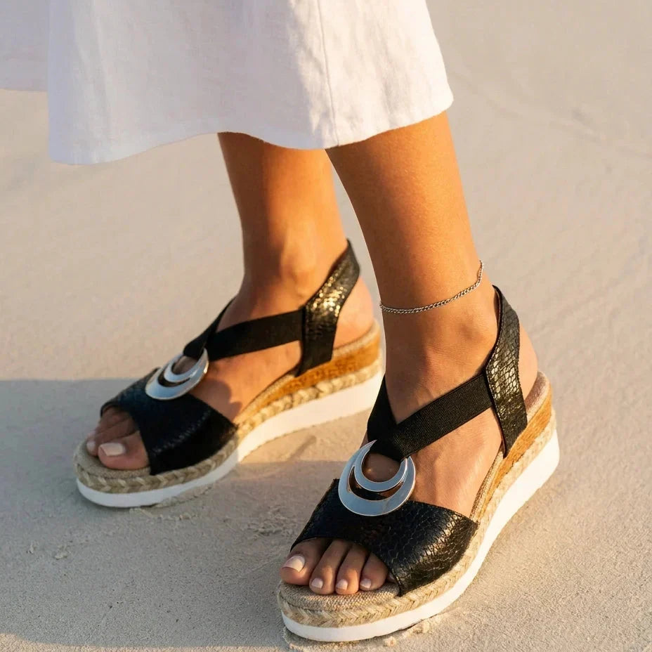 Serena – Komfortable orthopädische Sandalen
