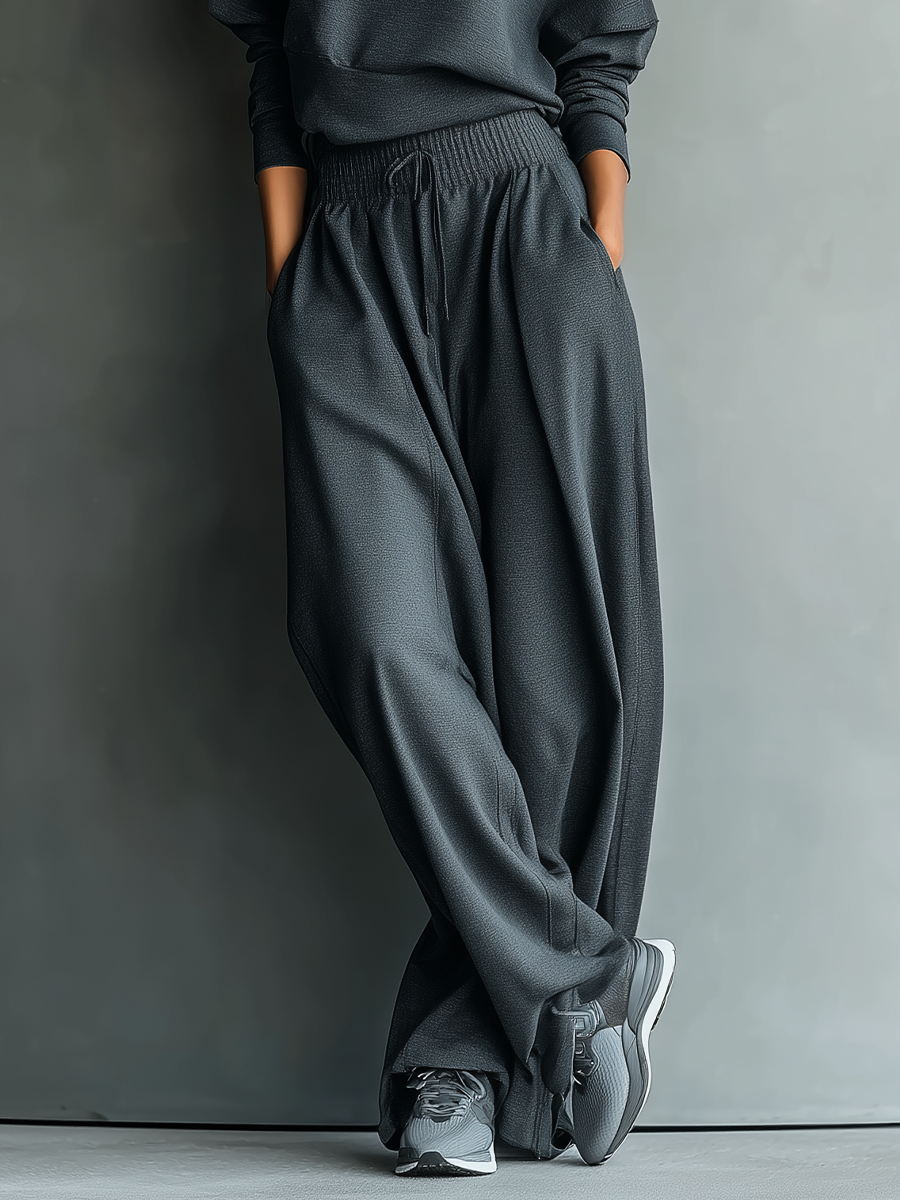 Anthrazitfarbenes Damen-Strickset mit hohem Kragen und weiter Hose