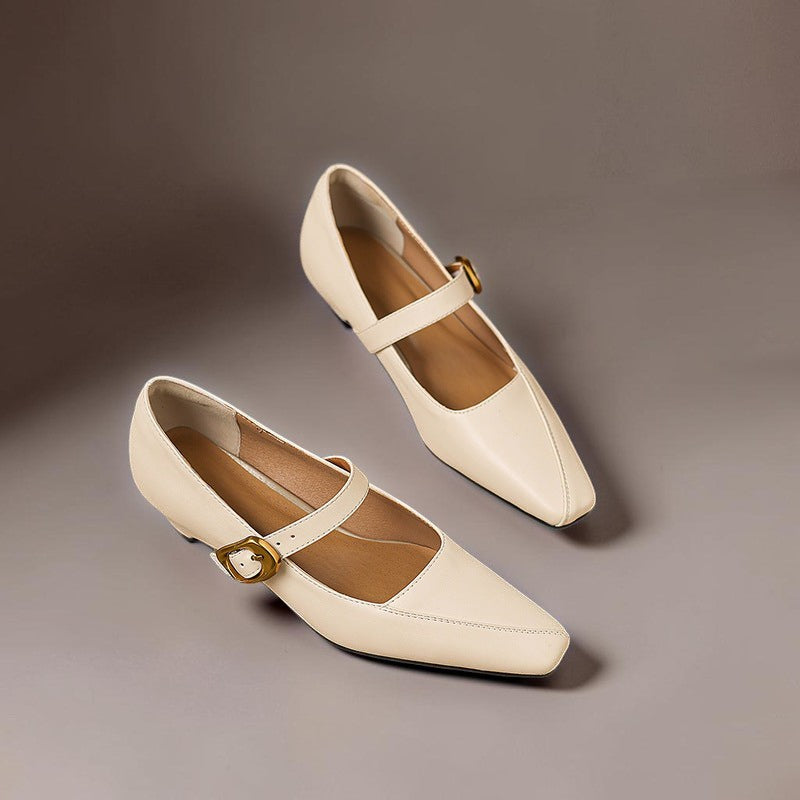 Grethe | Mary-Jane-Schuhe mit goldfarbener Schnalle