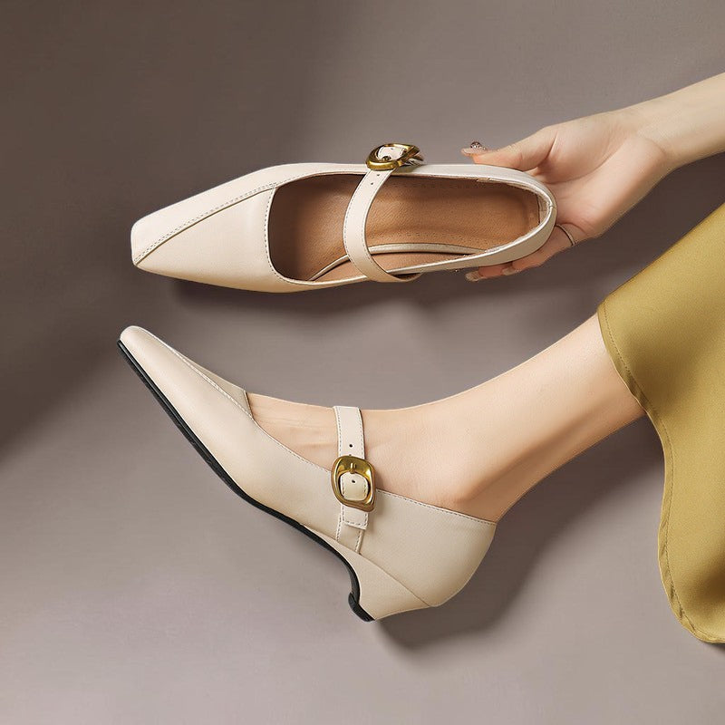 Grethe | Mary-Jane-Schuhe mit goldfarbener Schnalle