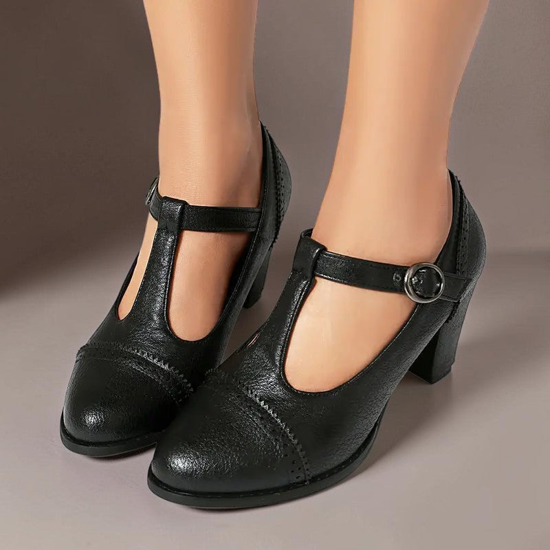 Hanne | Elegante Schuhe mit T-Riemen und Blockabsatz